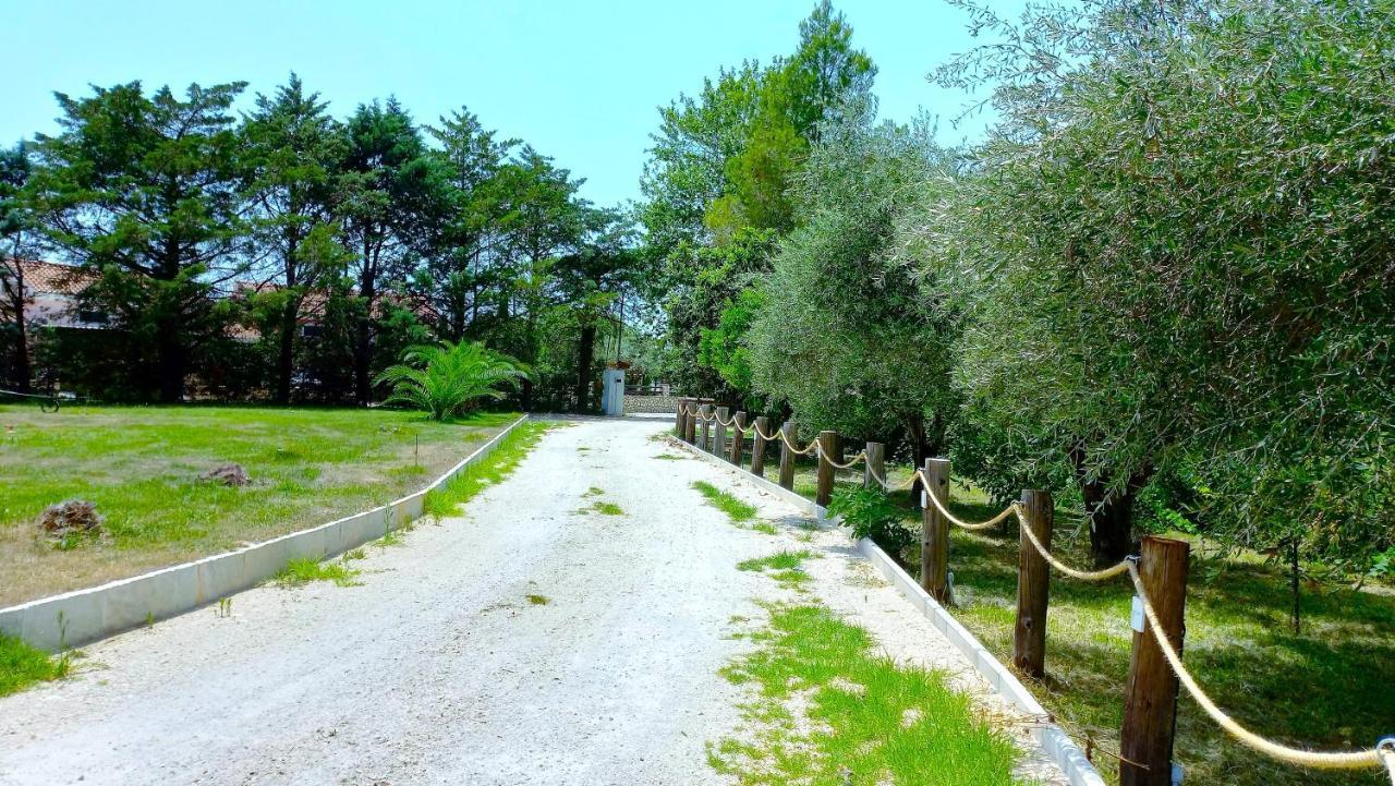 Vila Platanos Vasilikí Exteriér fotografie