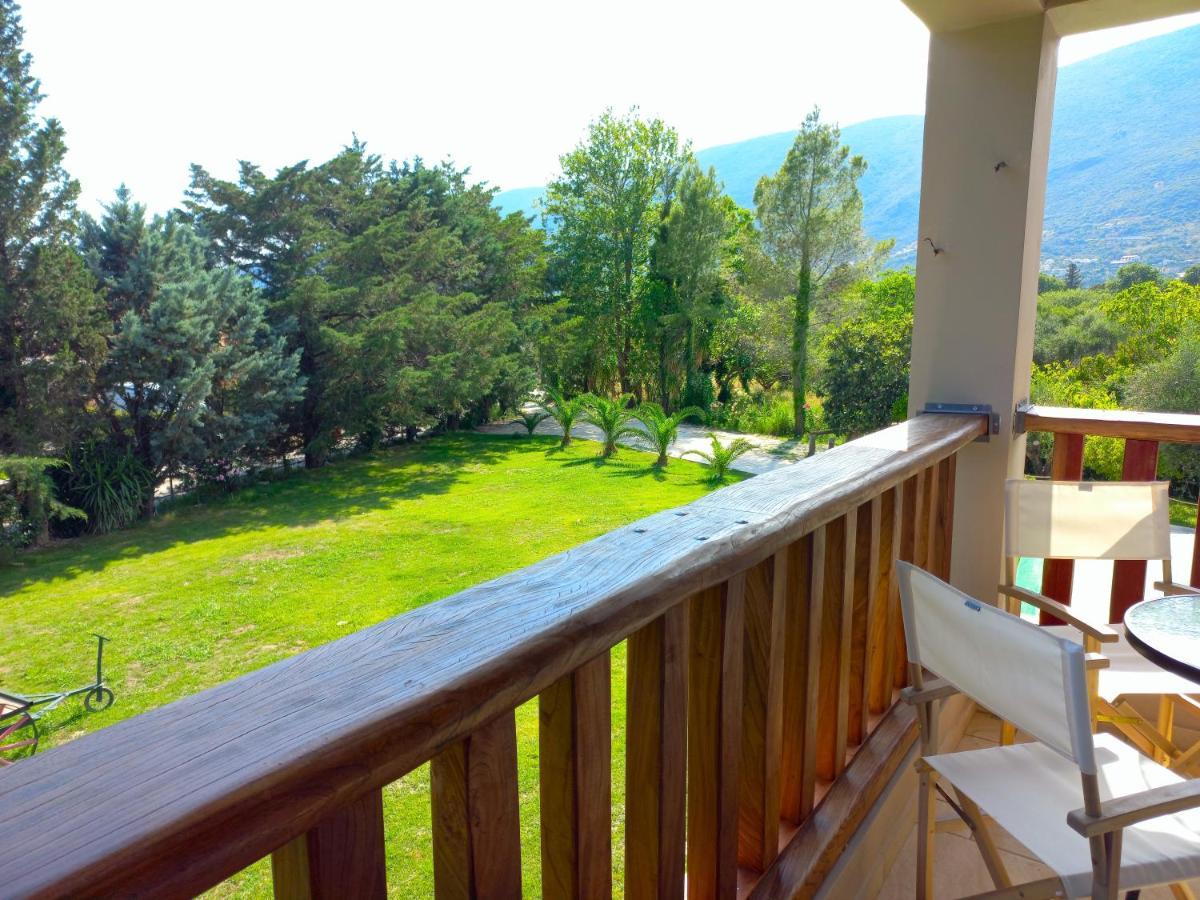 Vila Platanos Vasilikí Exteriér fotografie